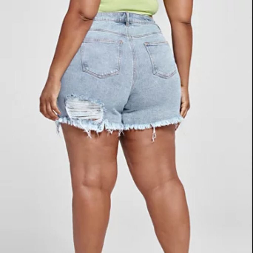 #23❤️ FASHION TO FIGURE HIGH RISE CUTOFF DENIM SHORTS - Picture 2 of 5